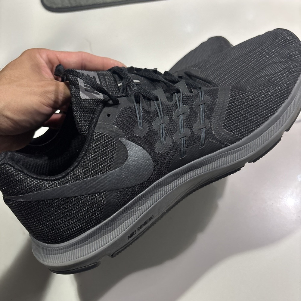 Size 13 - Nike Run Swift Black - 908989-010